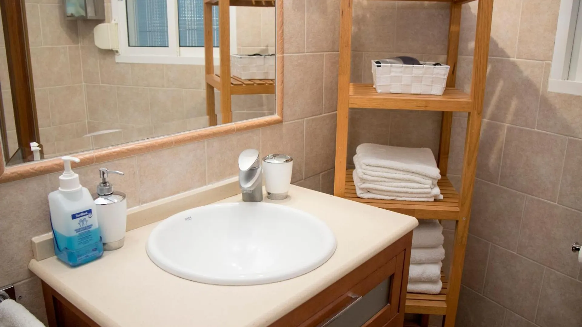 Apartamento E&R Malaga Centro- Parking Gratis アパート